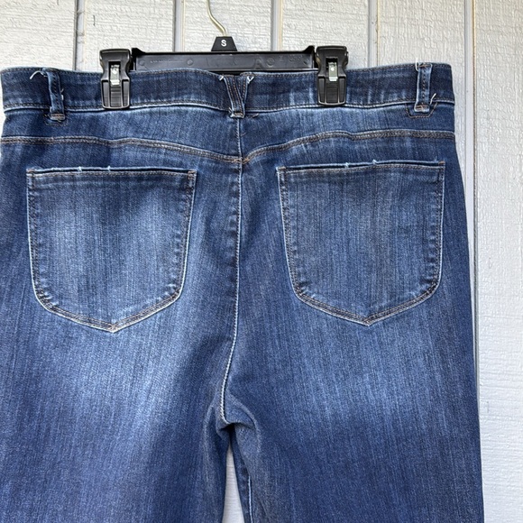 Democracy Denim Jeans Size 16 - Picture 6 of 9